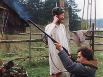 Стоп-кадр из фильма «Особенности национальной охоты».